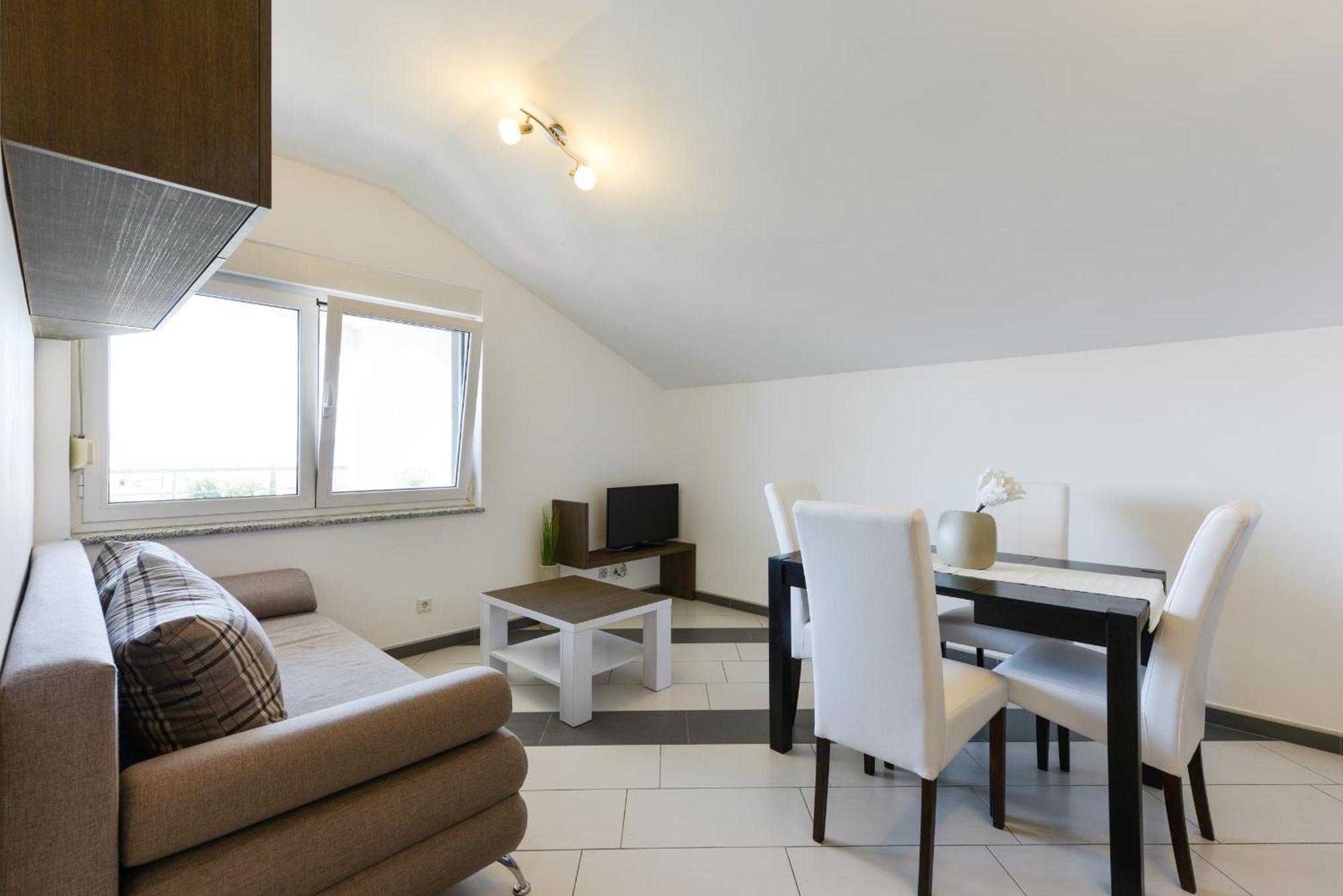 Apartmani Martin Mit Beheiztem Pool With Heated Pool Bibinje Dış mekan fotoğraf