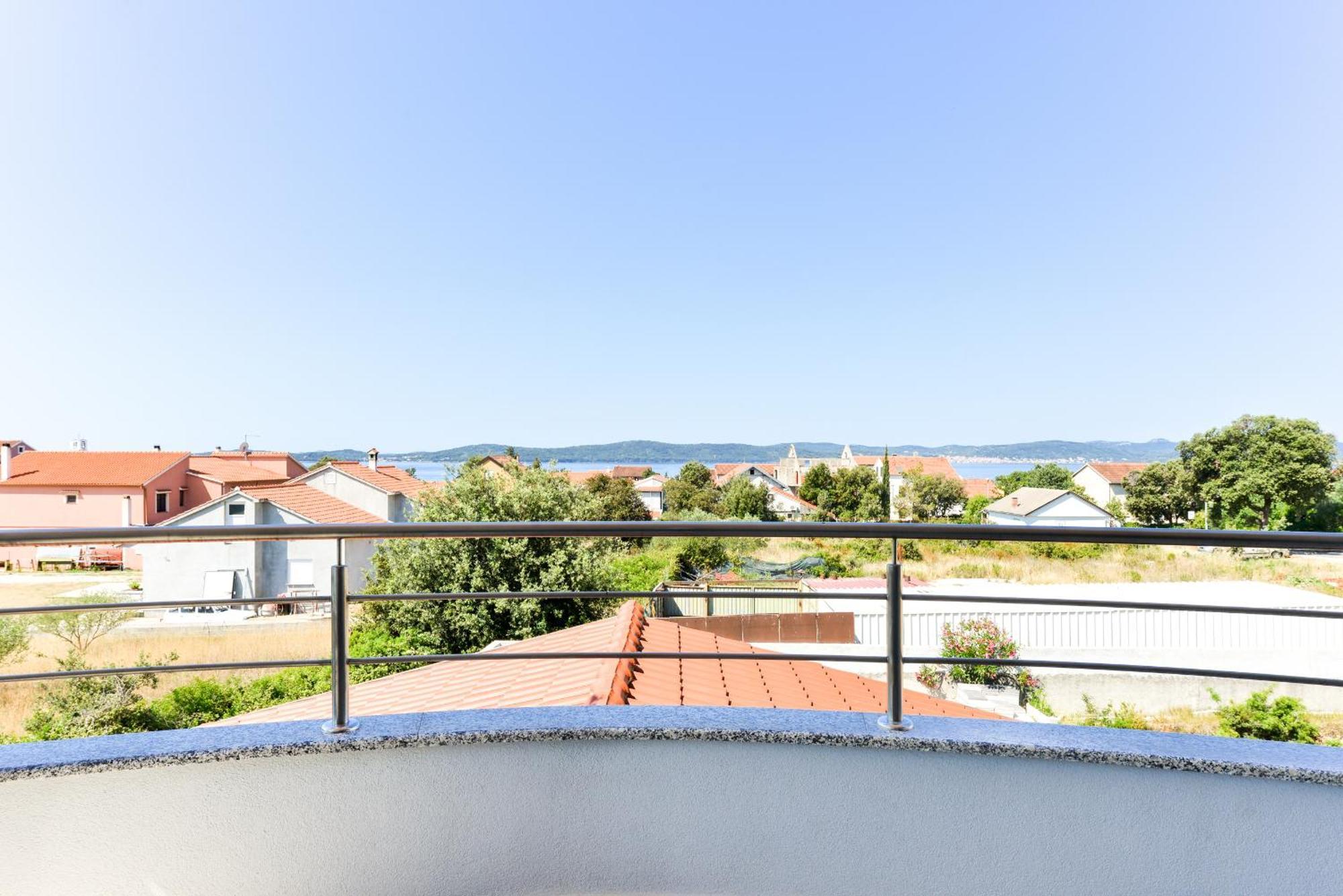Apartmani Martin Mit Beheiztem Pool With Heated Pool Bibinje Dış mekan fotoğraf